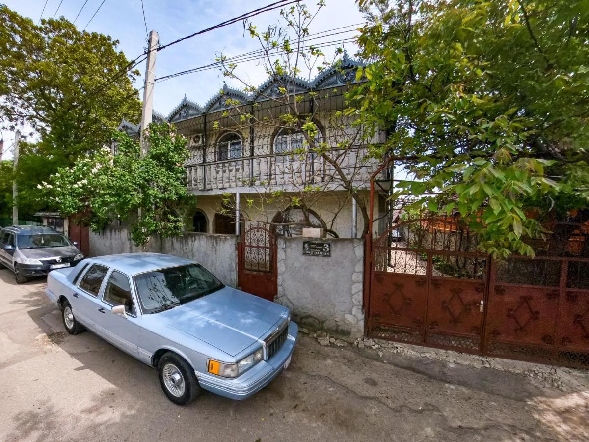 Vitalie Chişinău Esterno foto